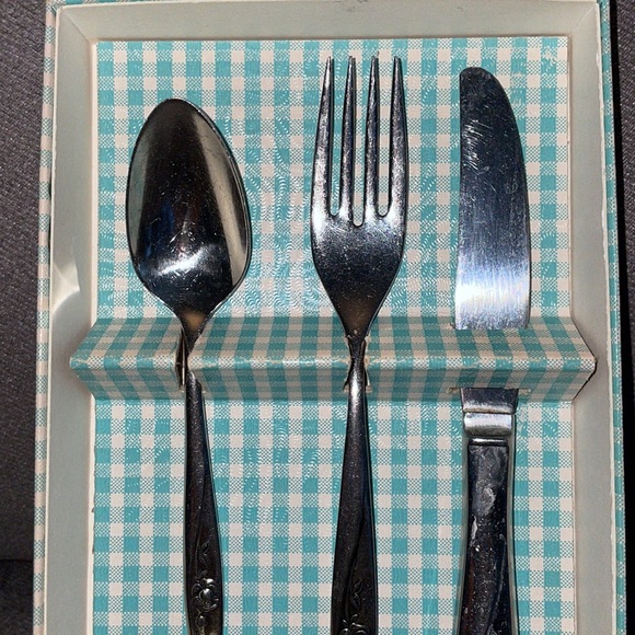 VINTAGE ONEIDA CRAFT DELUXE STAINLESS 3-piece Child silverware Set - Picture 3 of 3